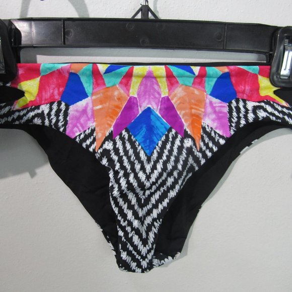 LAST ONE! Bar III Feather Daze bikini set size SM - Picture 5 of 8